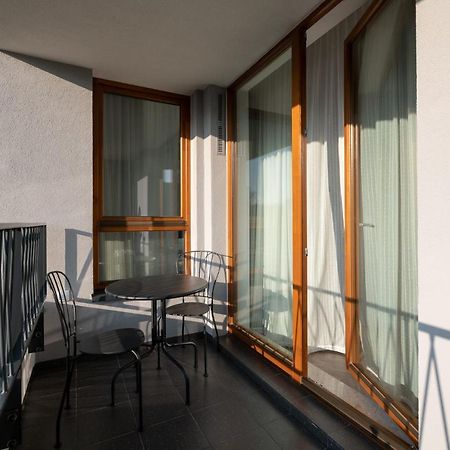 Nexthome Boutique Apartments - Klimatyzacja - Air Conditioning - New Варшава Екстер'єр фото